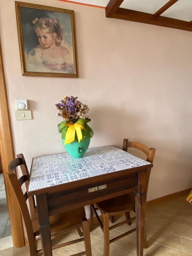 Bed and Breakfast Papillons à Clavesana Extérieur photo
