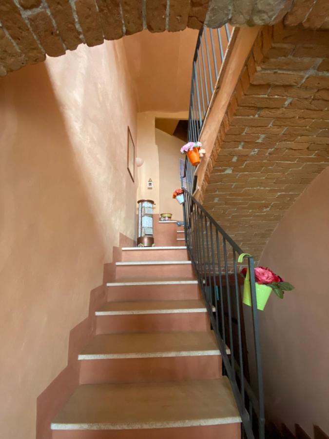 Bed and Breakfast Papillons à Clavesana Extérieur photo